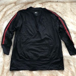 Sporty V neck sweatshirt